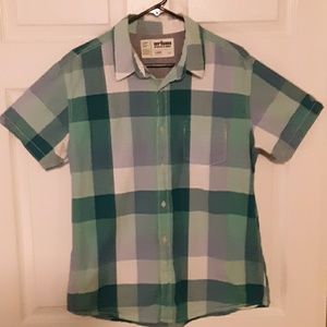 Urban Pipeline short sleeve plaid button-up